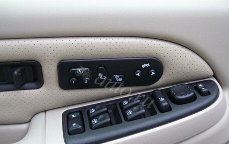 Cadillac Escalade II, 2004 год, 900 000 рублей, 16 фотография