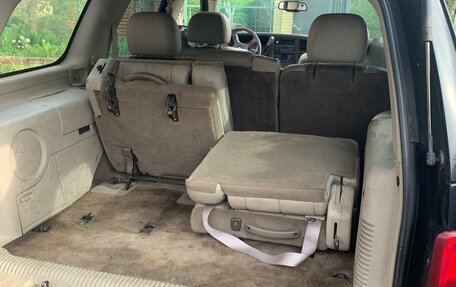 Cadillac Escalade II, 2004 год, 900 000 рублей, 15 фотография
