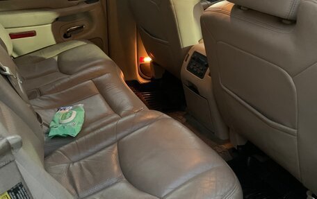 Cadillac Escalade II, 2004 год, 900 000 рублей, 20 фотография