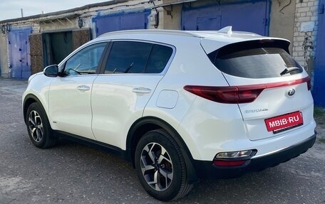 KIA Sportage IV рестайлинг, 2018 год, 2 148 000 рублей, 5 фотография