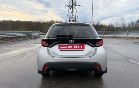Toyota Yaris, 2020 год, 1 250 000 рублей, 5 фотография