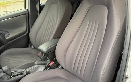 Toyota Yaris, 2020 год, 1 250 000 рублей, 25 фотография