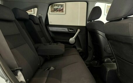 Honda CR-V III рестайлинг, 2007 год, 940 000 рублей, 17 фотография