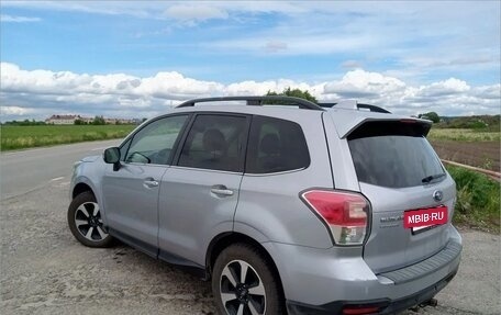 Subaru Forester, 2016 год, 1 890 000 рублей, 2 фотография