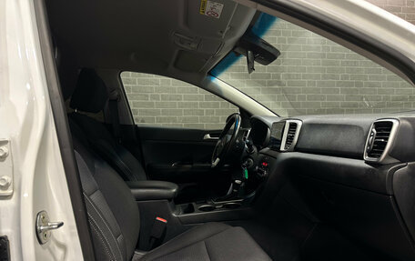 KIA Sportage IV рестайлинг, 2018 год, 1 999 000 рублей, 9 фотография