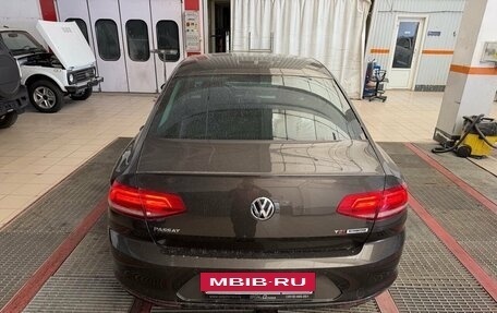 Volkswagen Passat B8 рестайлинг, 2016 год, 1 699 000 рублей, 4 фотография
