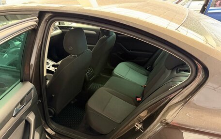 Volkswagen Passat B8 рестайлинг, 2016 год, 1 699 000 рублей, 7 фотография