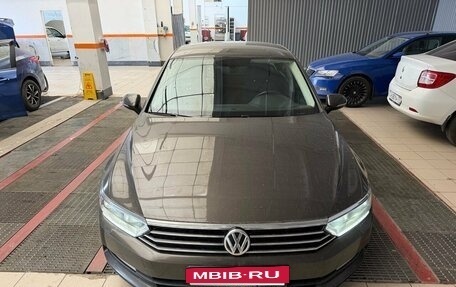 Volkswagen Passat B8 рестайлинг, 2016 год, 1 699 000 рублей, 3 фотография