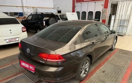 Volkswagen Passat B8 рестайлинг, 2016 год, 1 699 000 рублей, 2 фотография