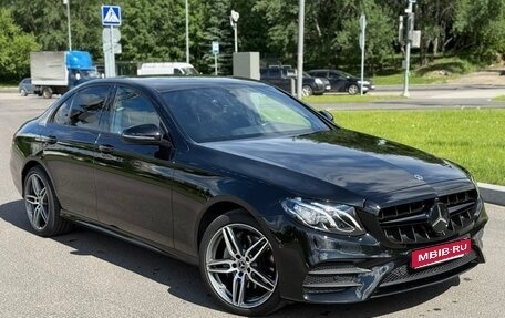 Mercedes-Benz E-Класс, 2018 год, 2 900 000 рублей, 1 фотография