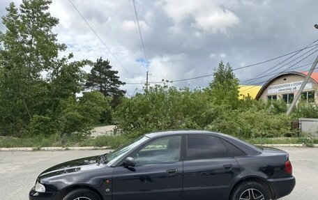Audi A4, 1995 год, 239 000 рублей, 1 фотография