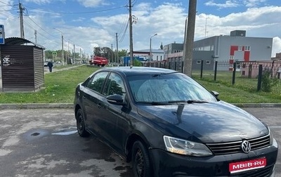 Volkswagen Jetta VI, 2013 год, 600 000 рублей, 1 фотография