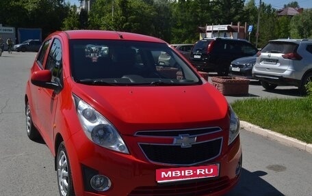 Chevrolet Spark III, 2011 год, 560 000 рублей, 1 фотография