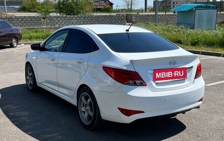 Hyundai Solaris II рестайлинг, 2014 год, 960 000 рублей, 4 фотография