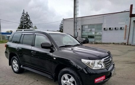 Toyota Land Cruiser 200, 2010 год, 2 400 000 рублей, 3 фотография