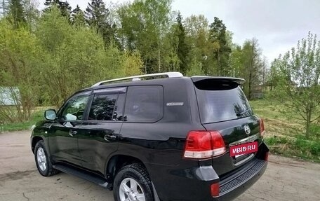 Toyota Land Cruiser 200, 2010 год, 2 400 000 рублей, 7 фотография