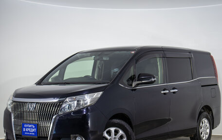 Toyota Esquire I, 2015 год, 2 579 000 рублей, 4 фотография