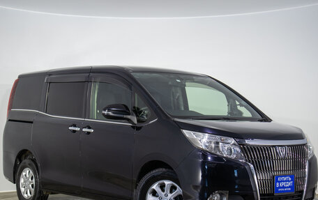 Toyota Esquire I, 2015 год, 2 579 000 рублей, 2 фотография