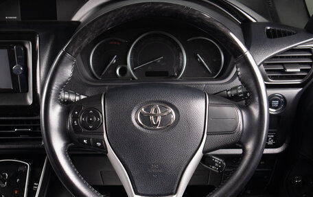 Toyota Esquire I, 2015 год, 2 579 000 рублей, 10 фотография