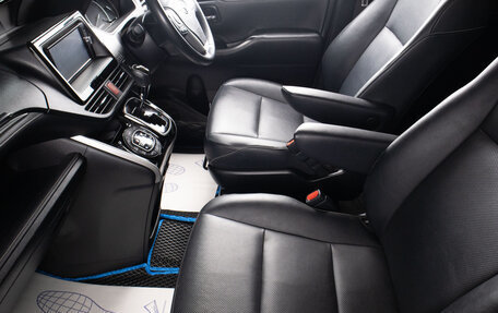 Toyota Esquire I, 2015 год, 2 579 000 рублей, 19 фотография