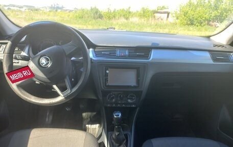 Skoda Rapid I, 2017 год, 740 000 рублей, 5 фотография