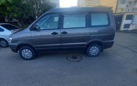 Toyota Town Ace III, 1999 год, 680 000 рублей, 4 фотография