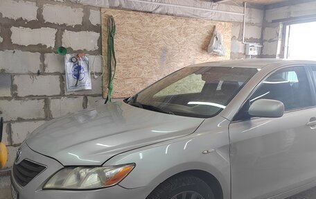Toyota Camry, 2008 год, 560 000 рублей, 3 фотография