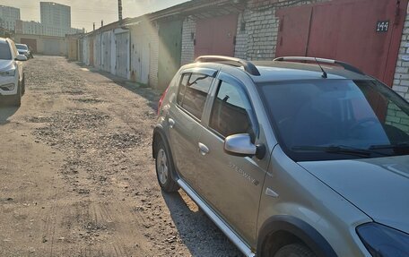 Renault Sandero I, 2013 год, 575 500 рублей, 2 фотография