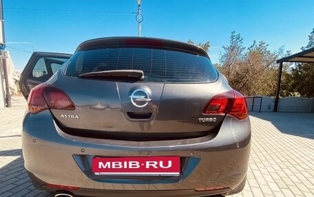 Opel Astra J, 2010 год, 585 000 рублей, 8 фотография