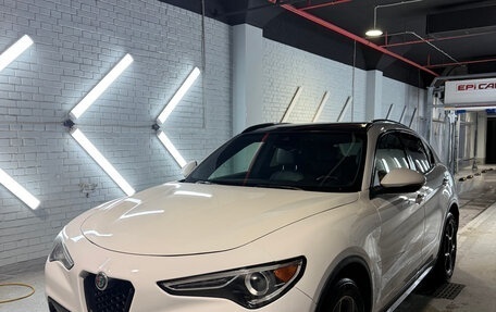Alfa Romeo Stelvio, 2019 год, 2 700 000 рублей, 2 фотография
