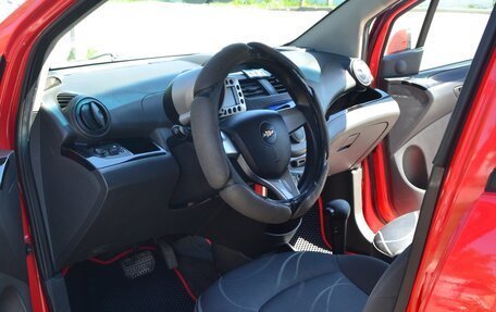 Chevrolet Spark III, 2011 год, 560 000 рублей, 8 фотография