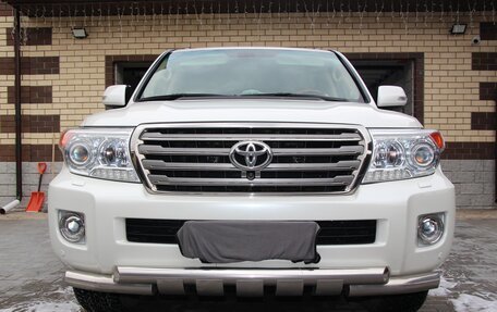 Toyota Land Cruiser 200, 2013 год, 5 000 000 рублей, 2 фотография