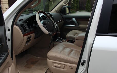 Toyota Land Cruiser 200, 2013 год, 5 000 000 рублей, 12 фотография
