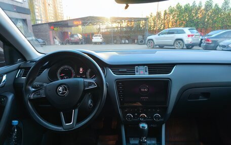 Skoda Octavia, 2018 год, 2 000 000 рублей, 5 фотография