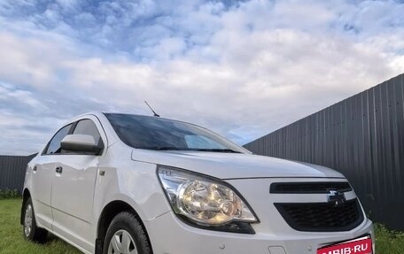Chevrolet Cobalt II, 2013 год, 920 000 рублей, 2 фотография