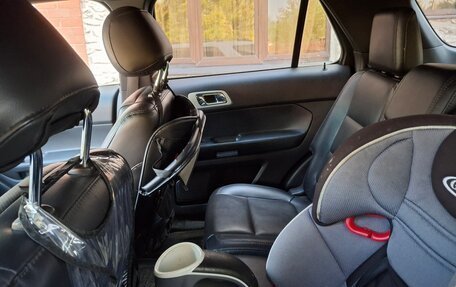 Ford Explorer VI, 2015 год, 1 380 000 рублей, 7 фотография