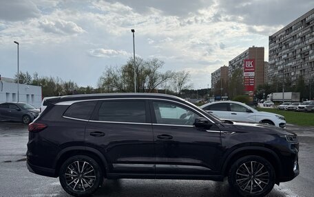 Chery Tiggo 8 Pro, 2022 год, 1 900 000 рублей, 3 фотография