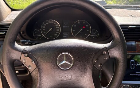 Mercedes-Benz C-Класс, 2004 год, 600 000 рублей, 10 фотография