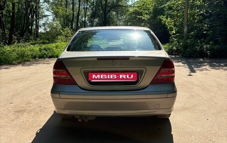 Mercedes-Benz C-Класс, 2004 год, 600 000 рублей, 5 фотография
