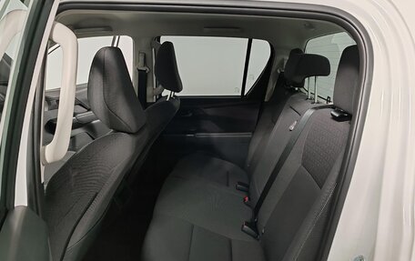 Toyota Hilux, 2026 год, 7 440 000 рублей, 9 фотография