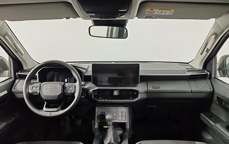 Toyota Hilux, 2026 год, 7 440 000 рублей, 10 фотография