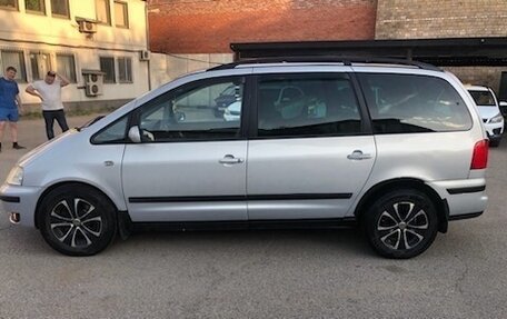 Volkswagen Sharan I рестайлинг, 2001 год, 750 000 рублей, 2 фотография