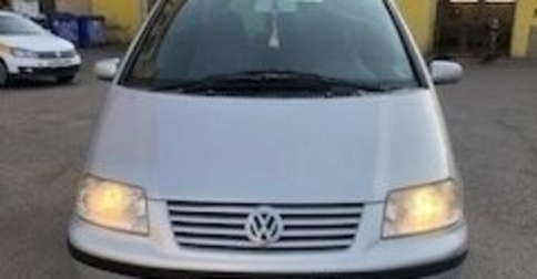 Volkswagen Sharan I рестайлинг, 2001 год, 750 000 рублей, 1 фотография