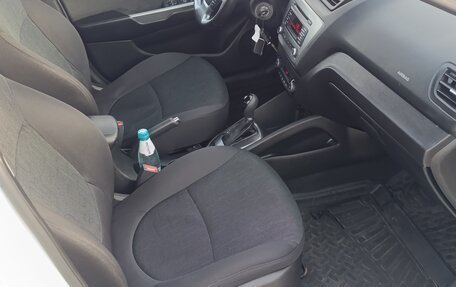 KIA Rio III рестайлинг, 2016 год, 777 000 рублей, 13 фотография