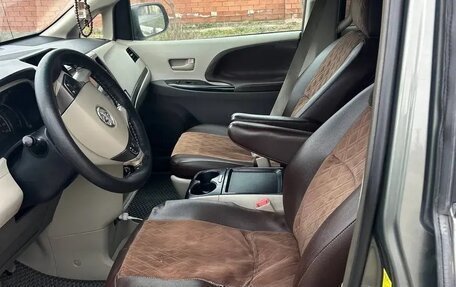 Toyota Sienna III, 2010 год, 2 100 000 рублей, 6 фотография