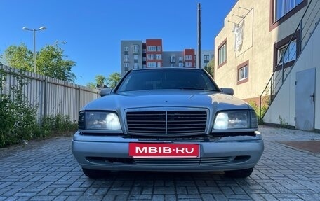 Mercedes-Benz C-Класс, 1994 год, 170 000 рублей, 2 фотография