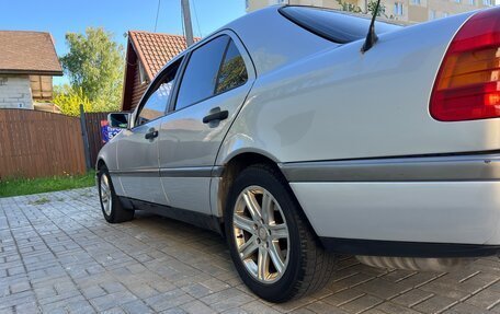 Mercedes-Benz C-Класс, 1994 год, 170 000 рублей, 6 фотография