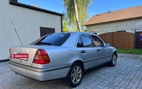 Mercedes-Benz C-Класс, 1994 год, 170 000 рублей, 4 фотография