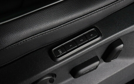 Volkswagen Tiguan II, 2021 год, 3 749 000 рублей, 18 фотография