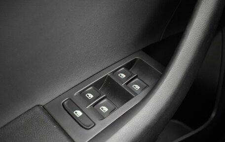 Skoda Rapid I, 2018 год, 1 346 200 рублей, 20 фотография